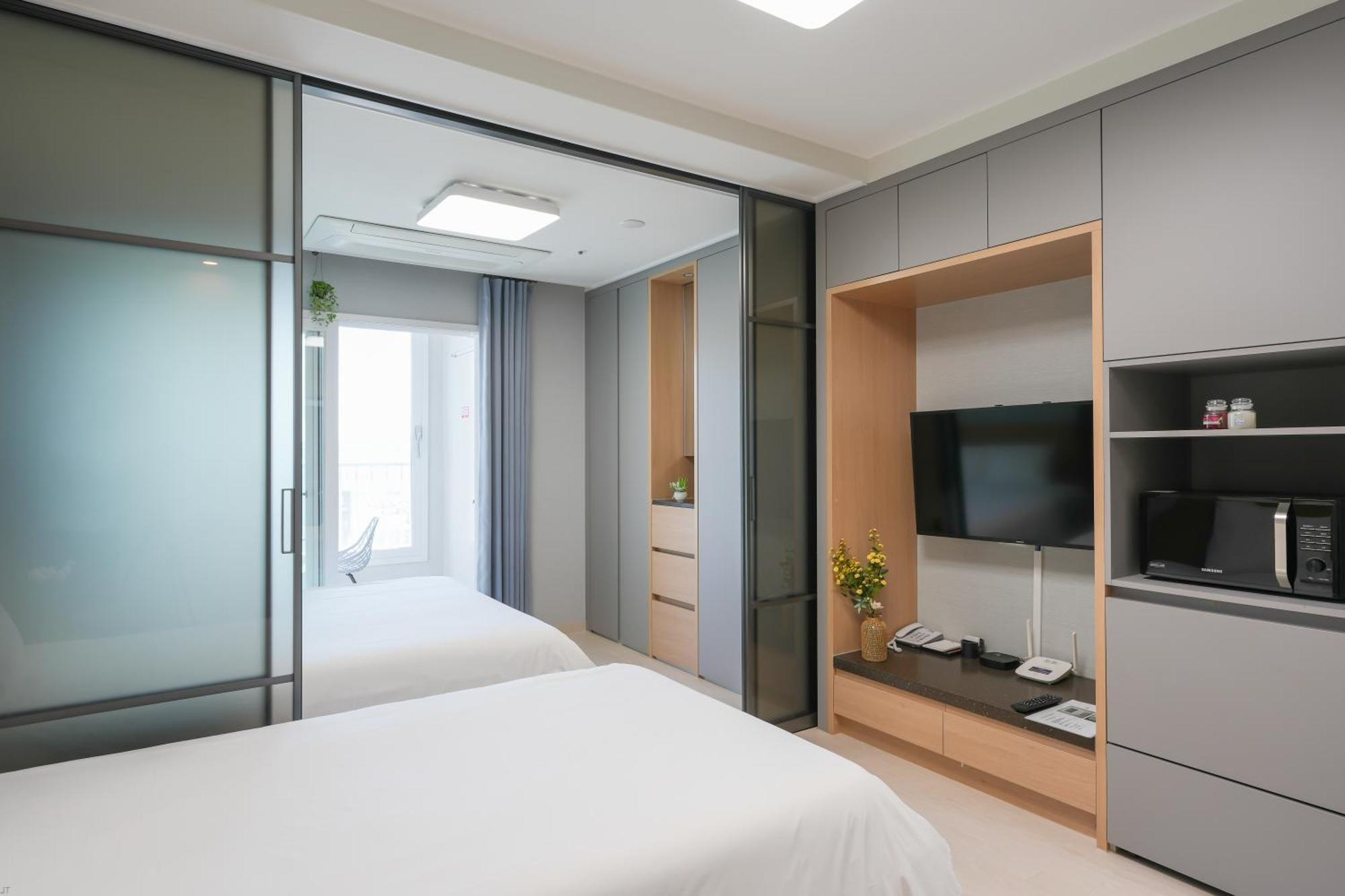 Yeosu Hotel First City 外观 照片