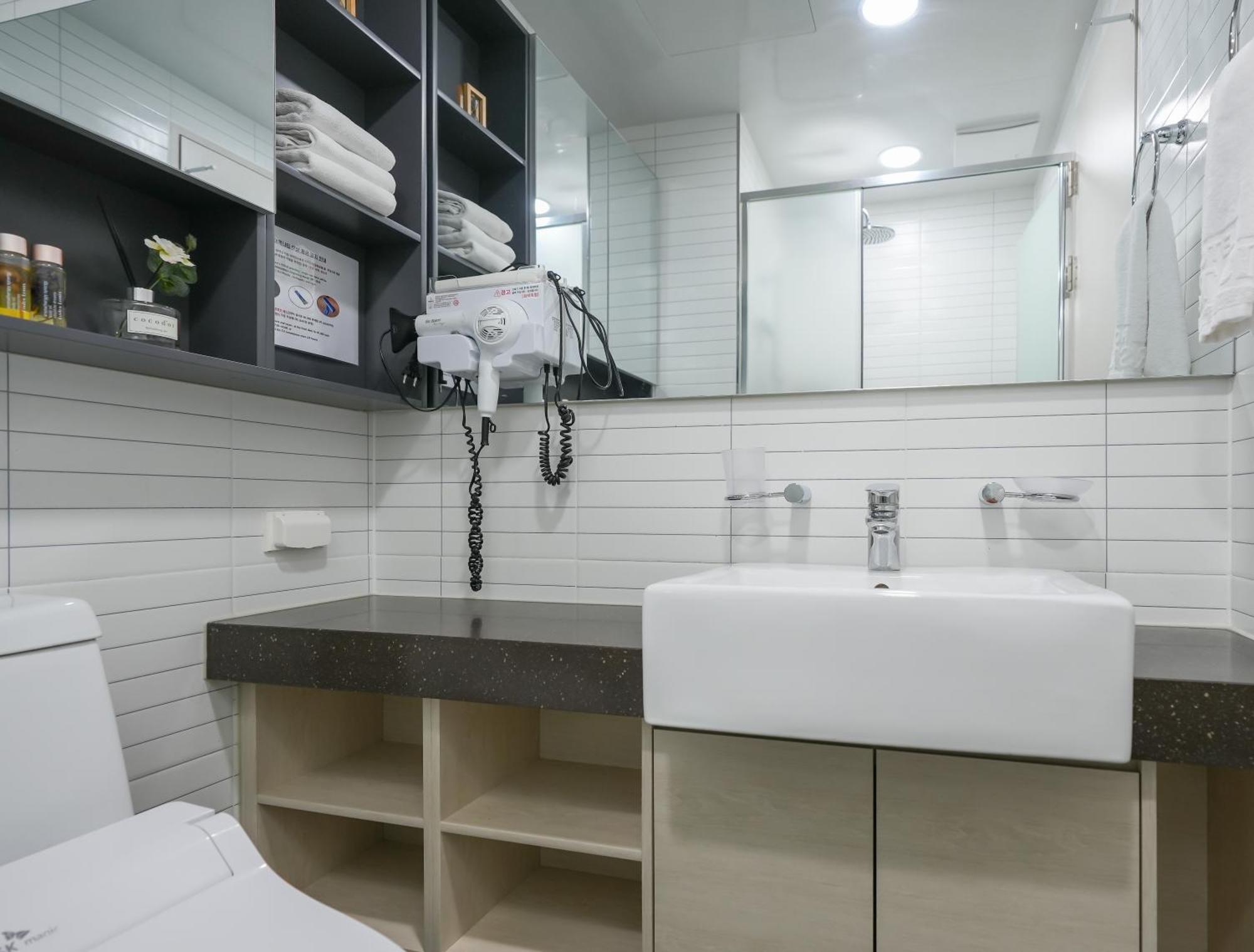 Yeosu Hotel First City 外观 照片