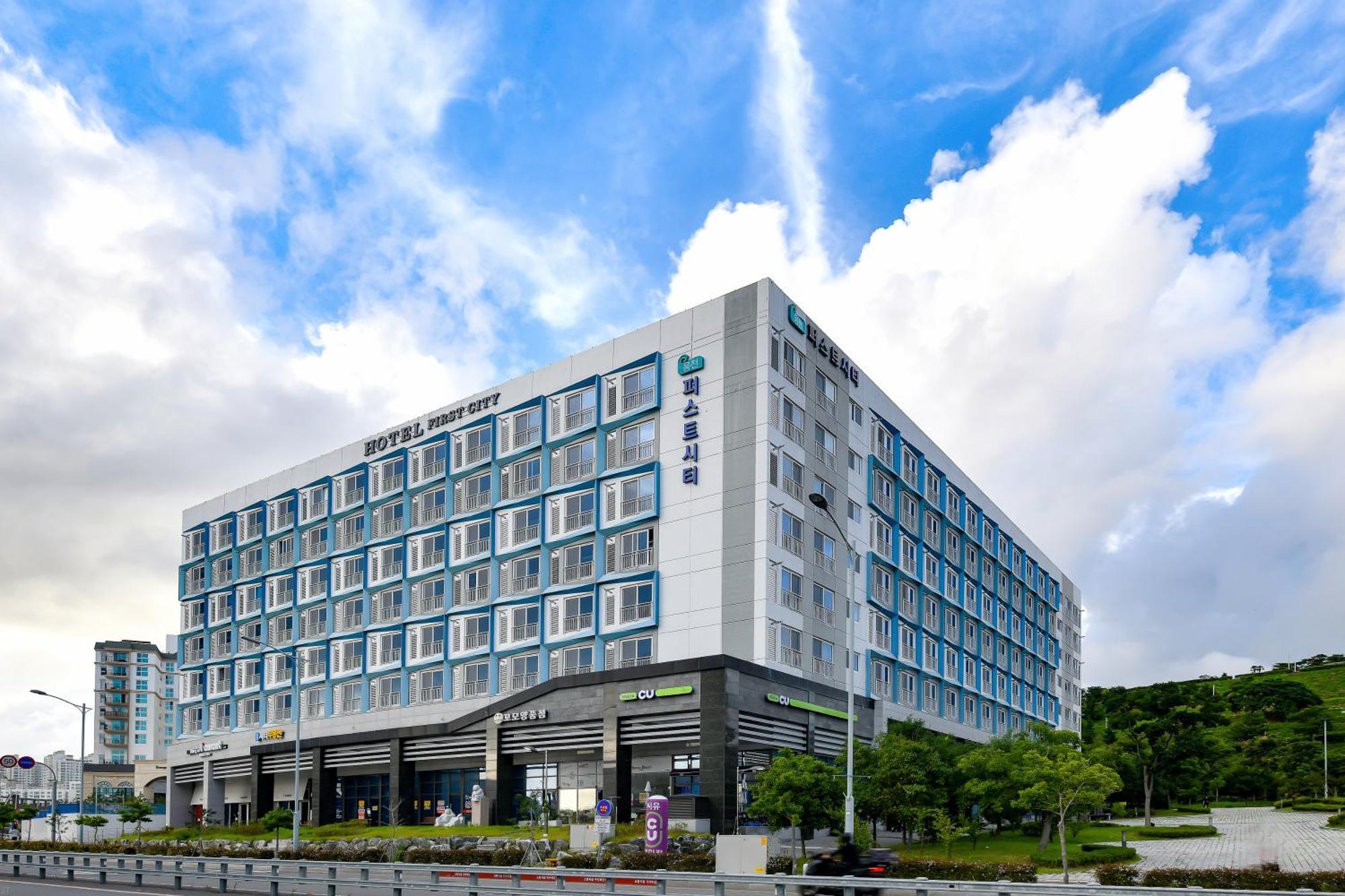 Yeosu Hotel First City 外观 照片